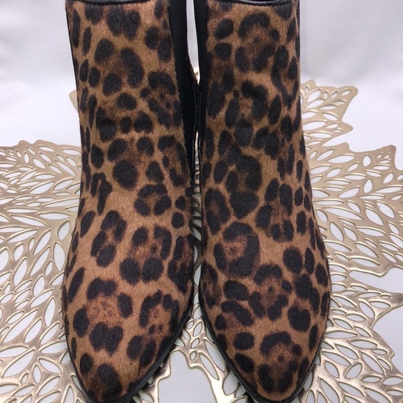 Nine West Textile/Made Upper Leopard Faux Fur Slip on Booties Size 8 - Picture 2 of 8